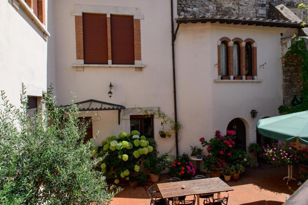 Bed and Breakfast Mimma Bed&Flavour Narni Exterior foto